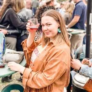 Meet your Posher, Alexis